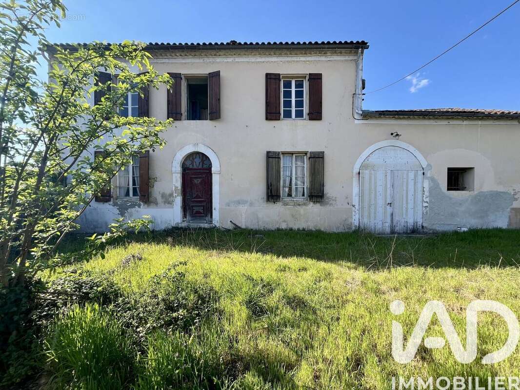 Maison 160 m² à Leogeats  - photo 2