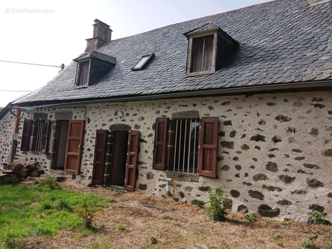 Maison à SAINT-BONNET-DE-SALERS