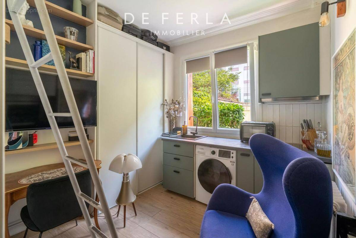 Appartement à PARIS-15E
