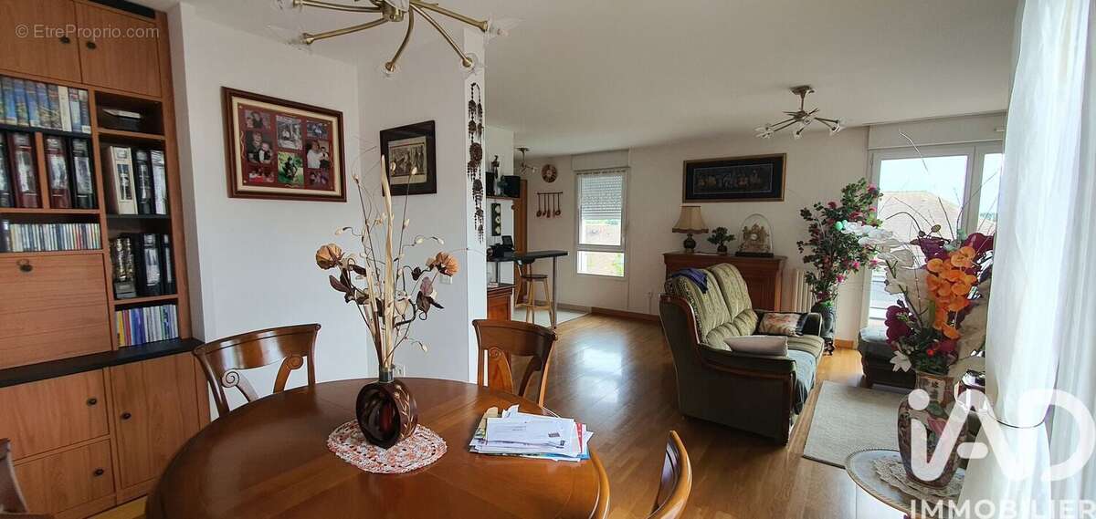 Photo 7 - Appartement à ELANCOURT