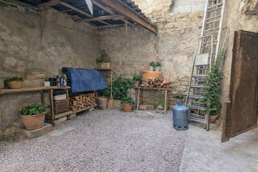 Maison de village avec cour   Charme authentique   La Caunette - photo 2