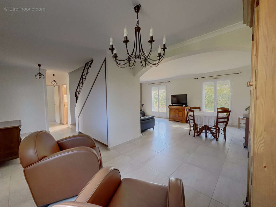 Maison à SIX-FOURS-LES-PLAGES