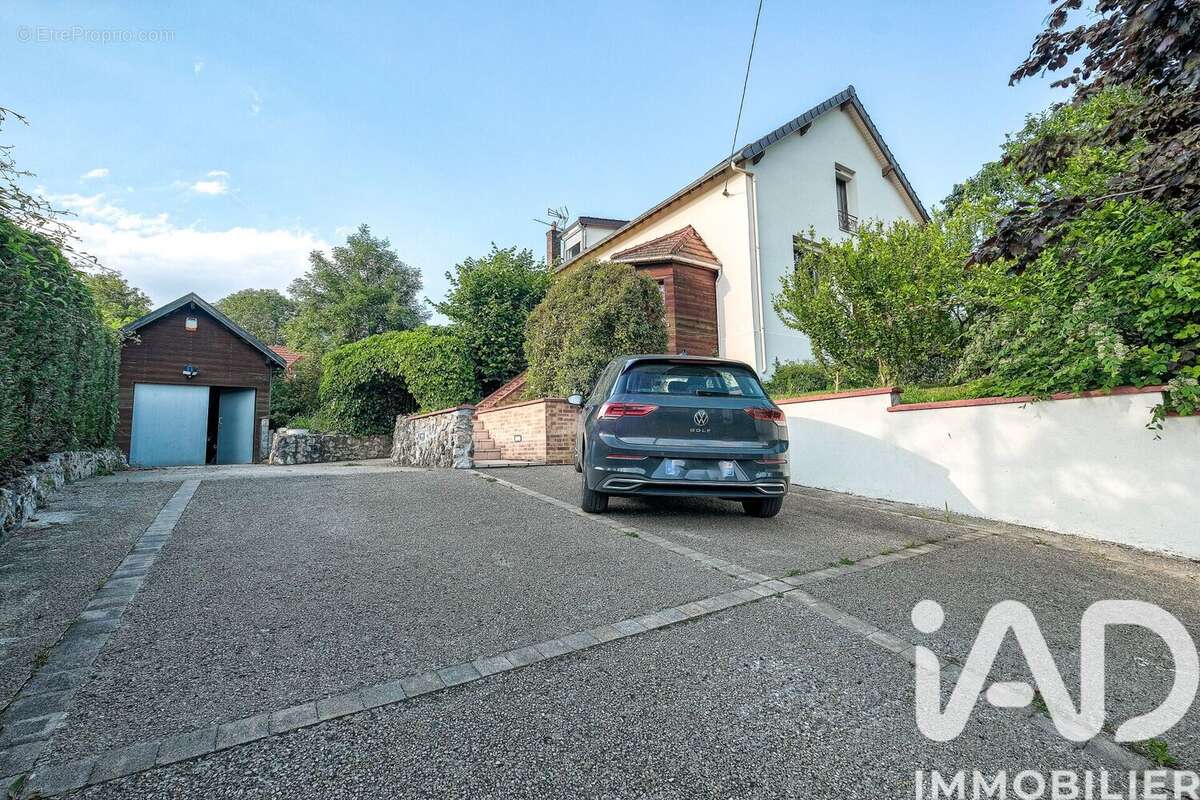 Photo 9 - Maison à MONTEVRAIN
