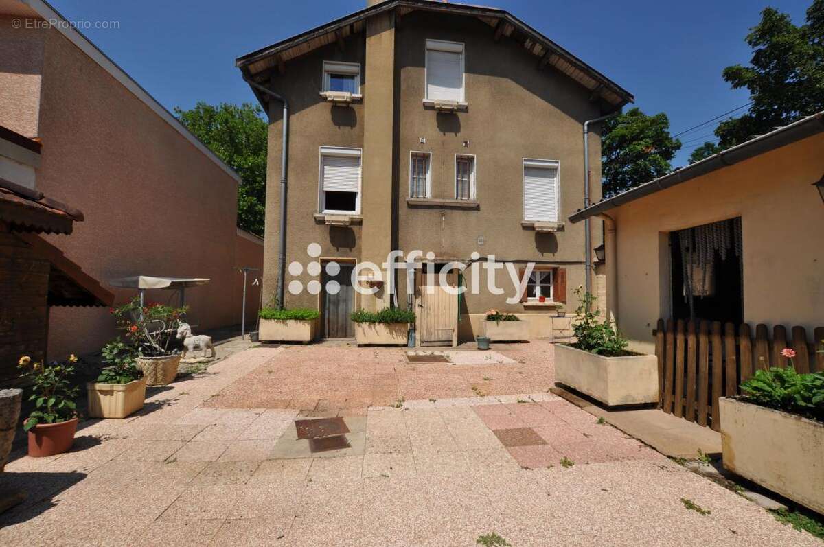 Maison à VENISSIEUX