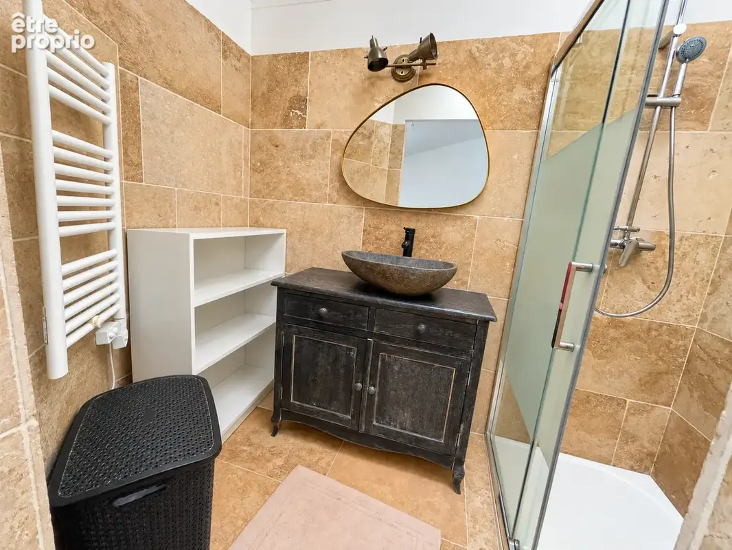 Belle maison ancienne rénovée de 290 M2 sur 2352 m2 clos et arboré - photo 13