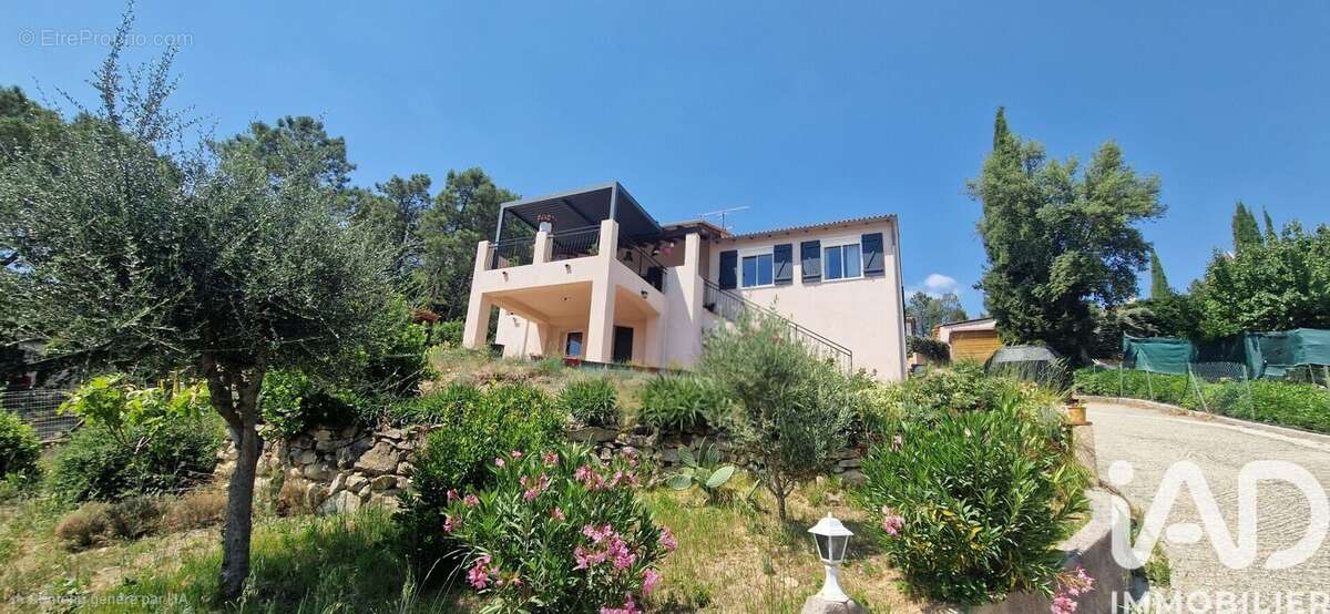 Photo 2 - Maison à VIDAUBAN
