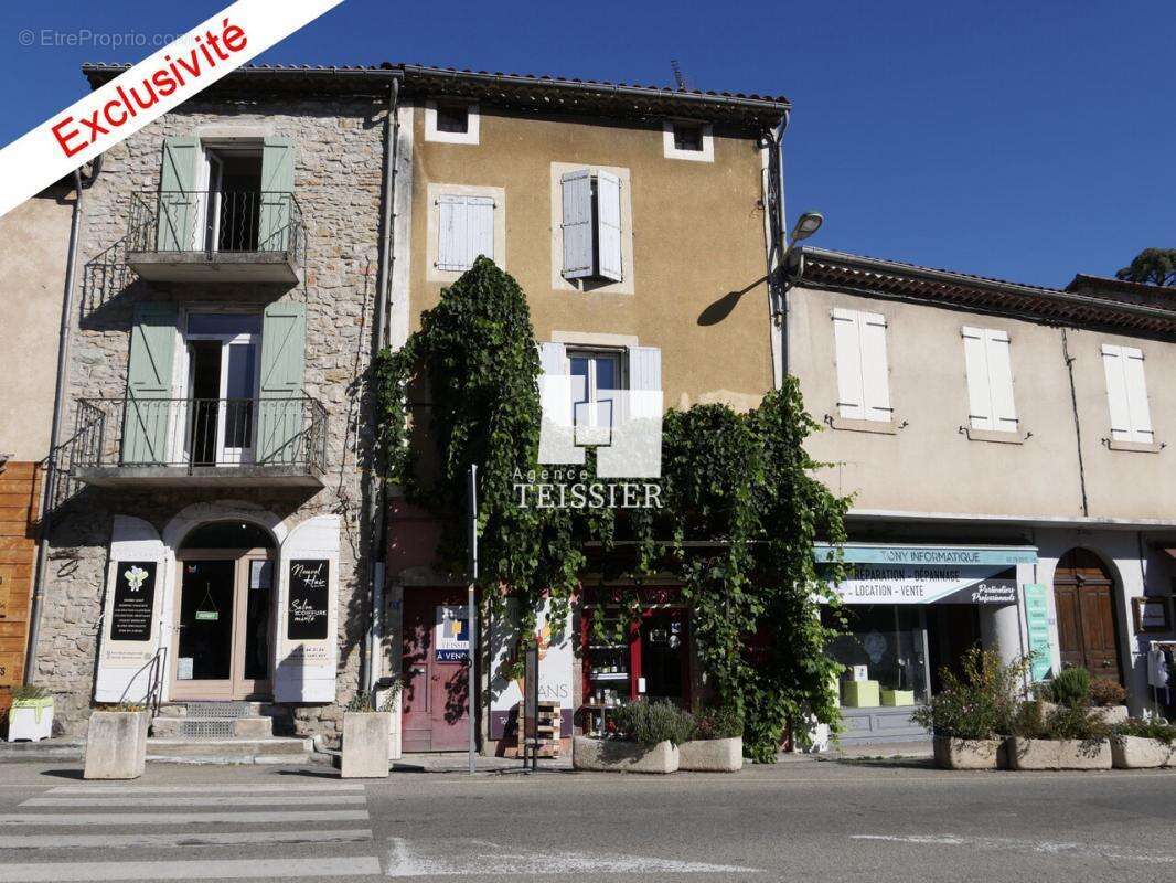 Appartement à LES VANS