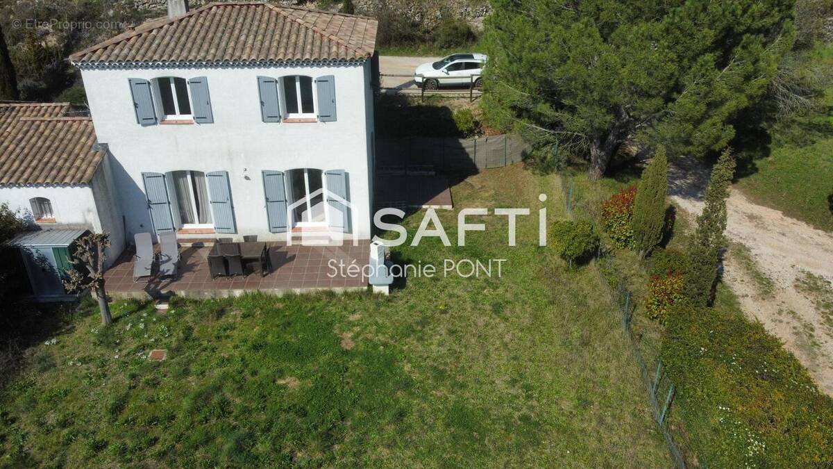 Photo 1 - Maison à CAMPS-LA-SOURCE