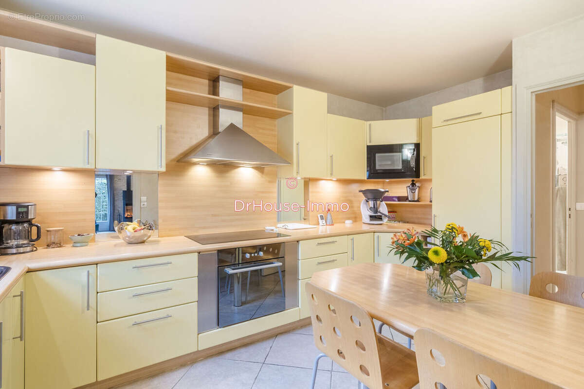 Maison à BRY-SUR-MARNE