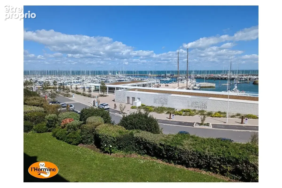 Charmant Studio avec vue mer exceptionnelle sur le port de plaisance - photo 4