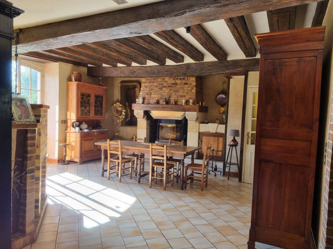 Maison à SAINT-CALAIS