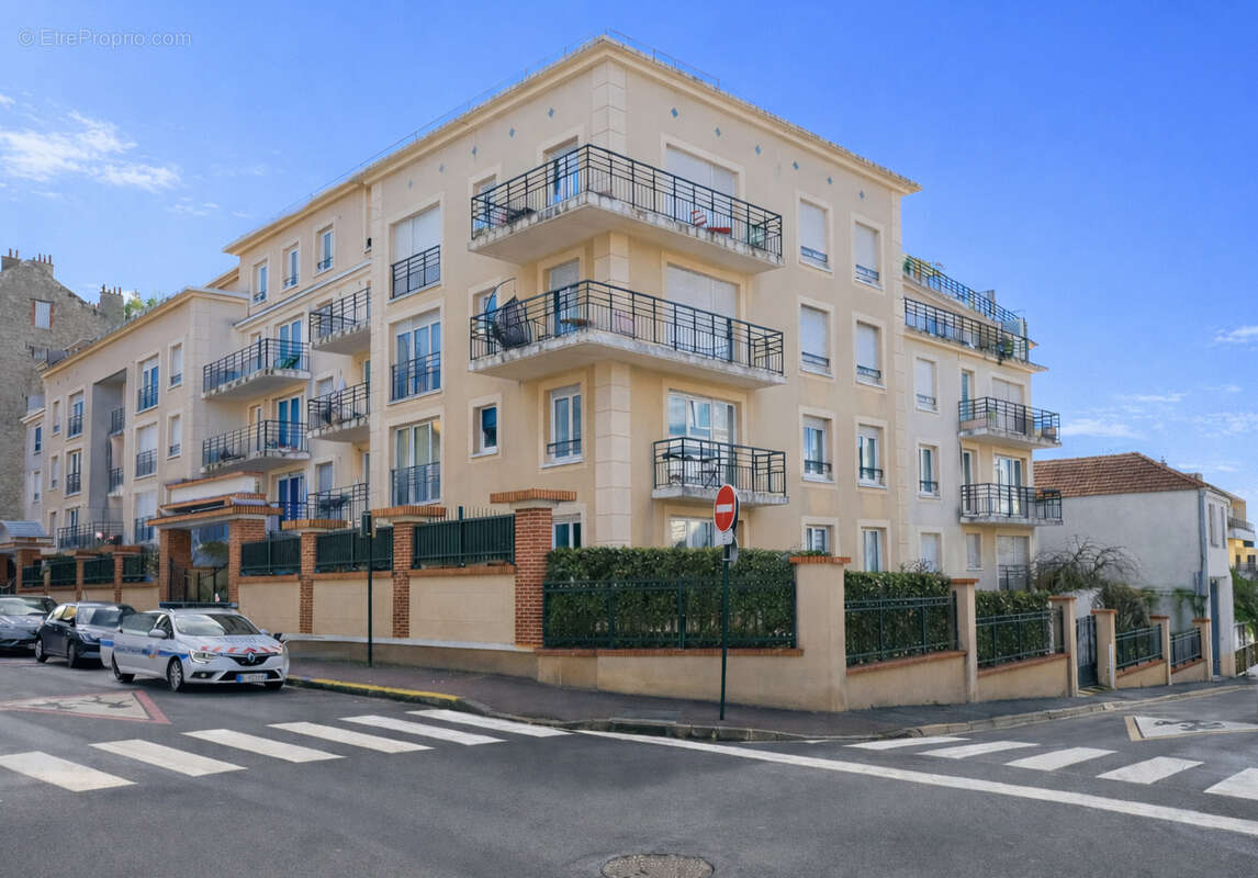 Appartement à NEUILLY-PLAISANCE