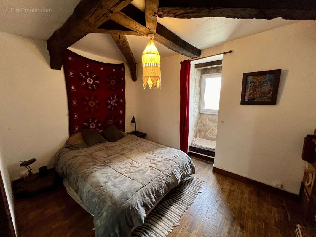 Appartement à FRAYSSINET