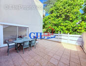 Appartement à SAVIGNY-LE-TEMPLE