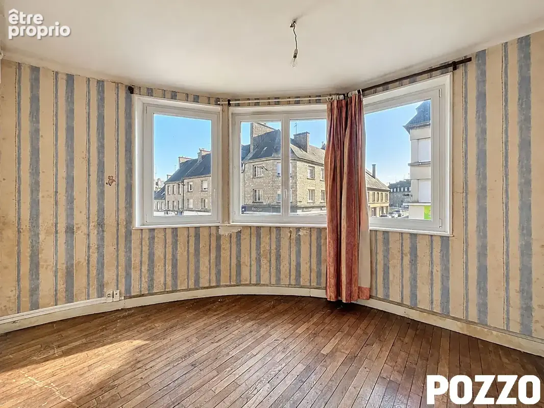 A Vendre - Saint Hilaire Du Harcouet - Immeuble 5 pièce(s) 245 m² - local commercial - appartement - maison - photo 5