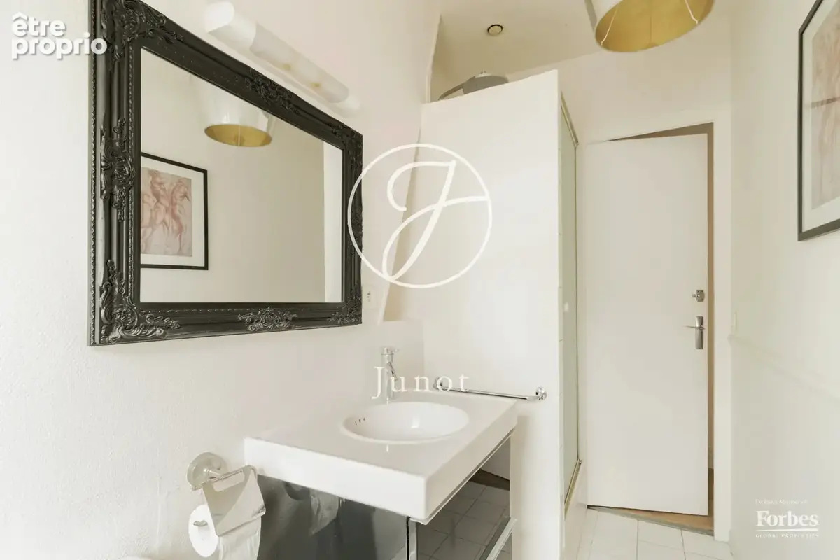 PARIS 16e - 24,09m²- KLEBER - Studio - Vue tour Eiffel - photo 13