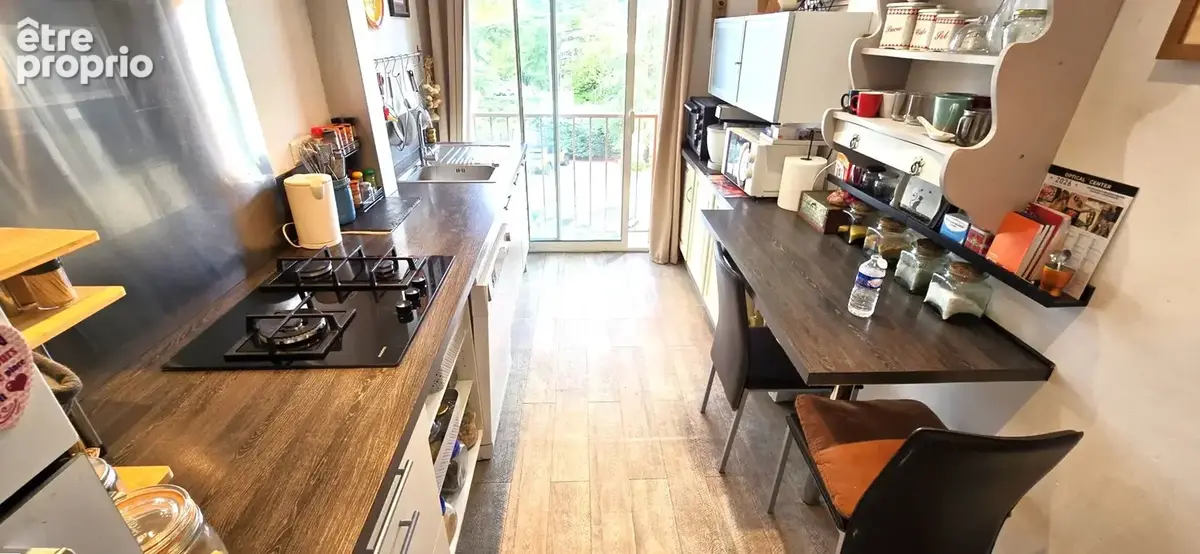 Beau T3 - T4 spacieux de 83 m2 dans résidence sécurisée - photo 3