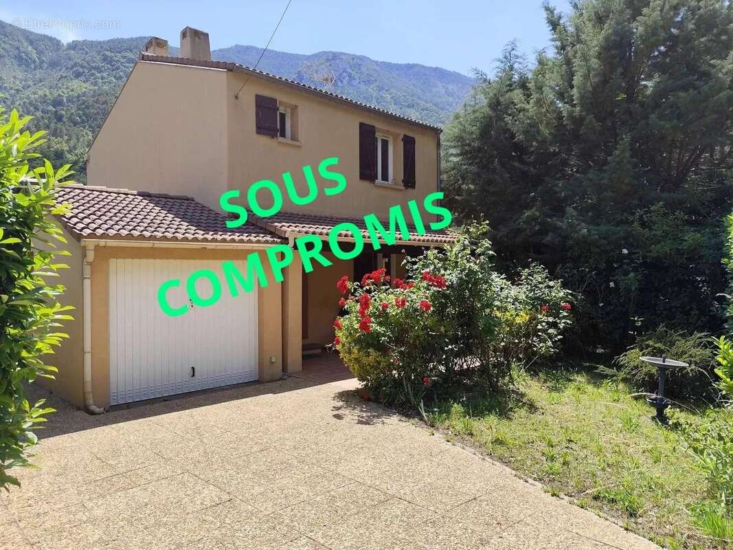 Maison à TOUET-SUR-VAR