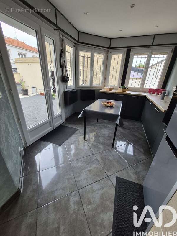 Maison 163 m² à Vitry-Le-Francois  - photo 2