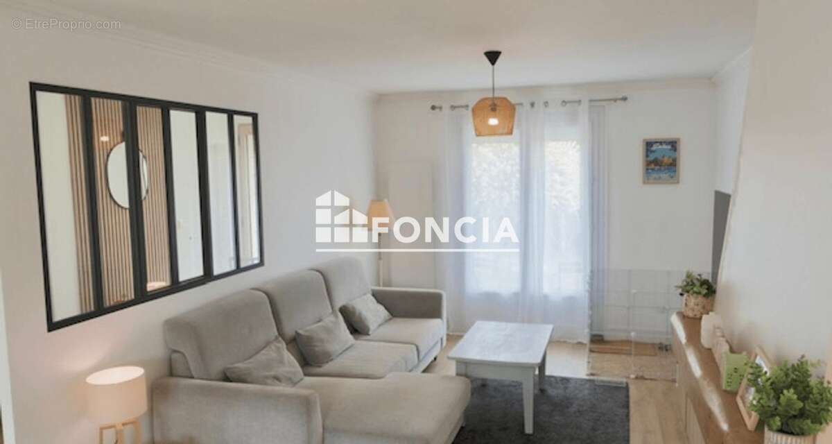 Maison à SAINT-MATHURIN-SUR-LOIRE