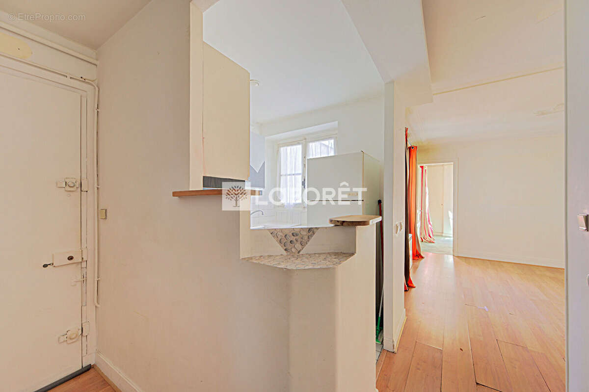 Appartement à NEUILLY-SUR-SEINE
