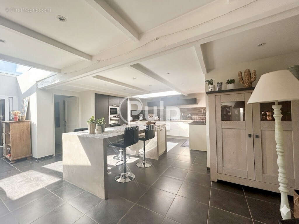 Maison à HAMBLAIN-LES-PRES