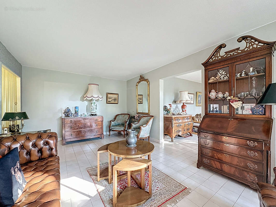 Appartement à CRAPONNE