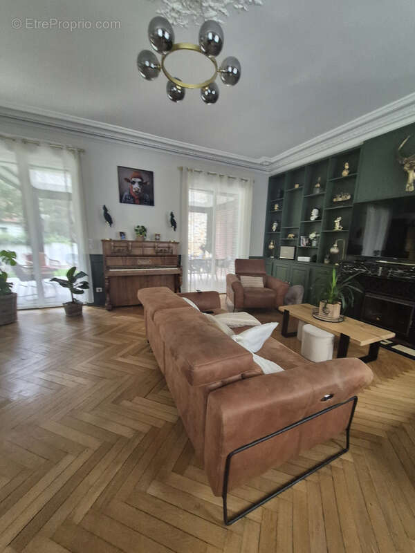 Maison à FORGES-LES-EAUX