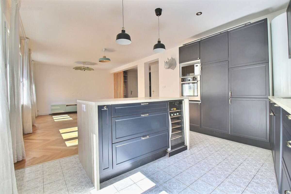 Appartement à VERSAILLES