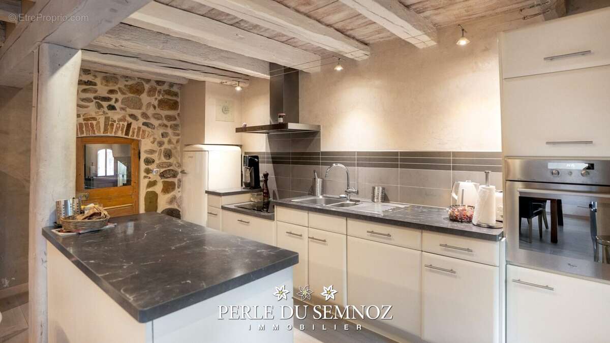 Maison à ALBY-SUR-CHERAN