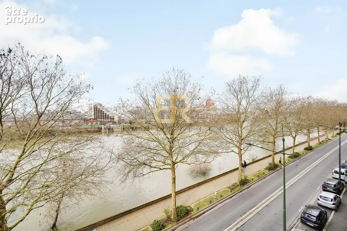 Vue sur la seine / traversant / lumineux / 2 places de parking/ terrasse / balcon - photo 11