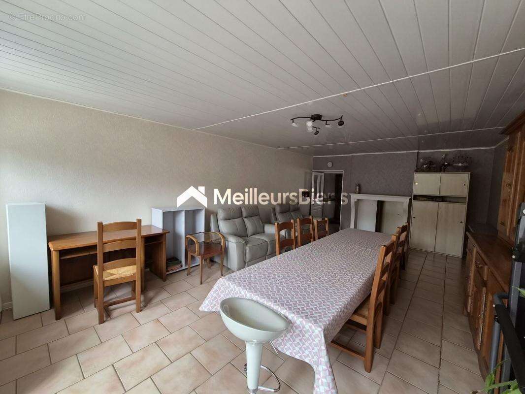 Maison à CHALINDREY