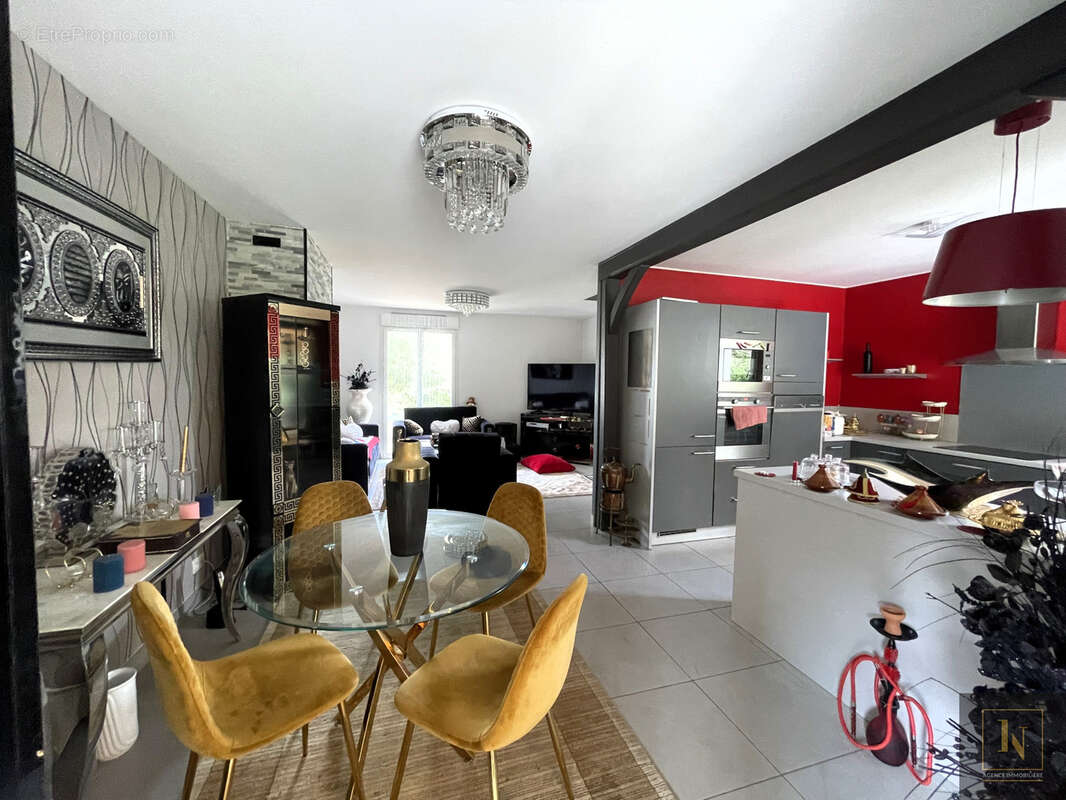 Sainte-Luce Sur Loire Maison 150 m2 - photo 8