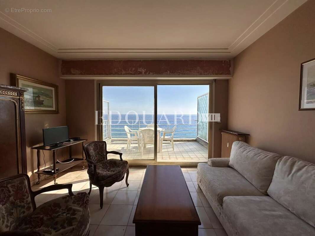 Appartement à MENTON