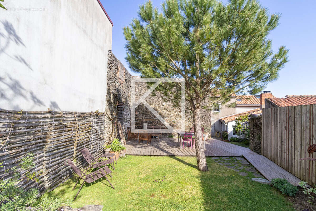 Maison à BEAUPREAU