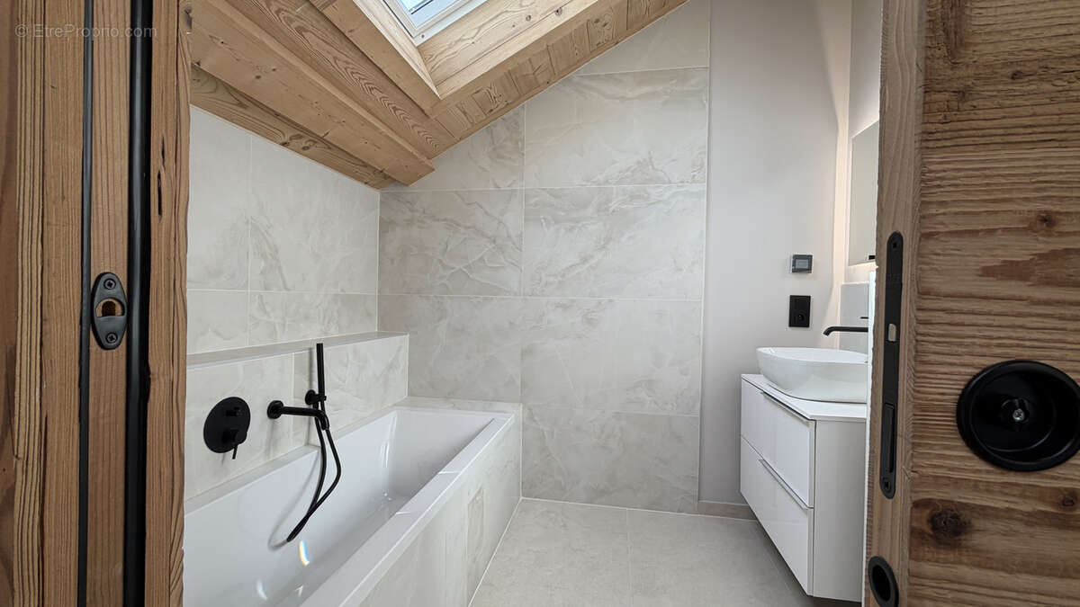 Appartement à LES VILLARDS-SUR-THONES