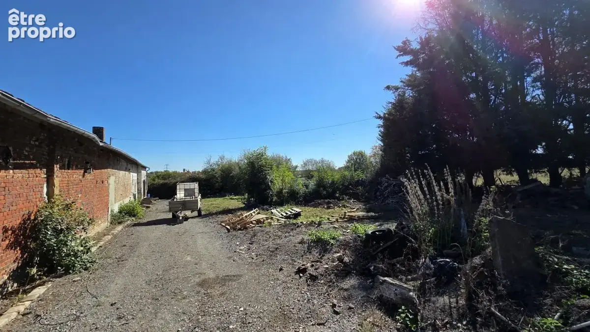 Fermette à conforter sur 4700 m² de terrain, cadre exceptionnel entre Larouillies et La Flamengrie - photo 5