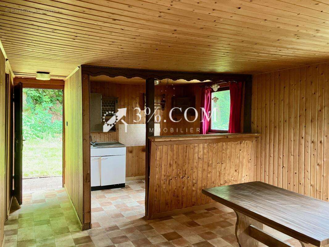 Chalet à rénover en lisière de forêt - photo 4