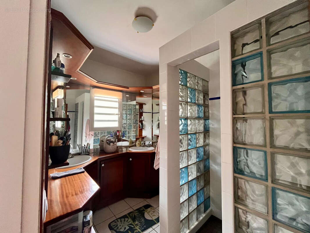 Maison à SAINT-JOSEPH