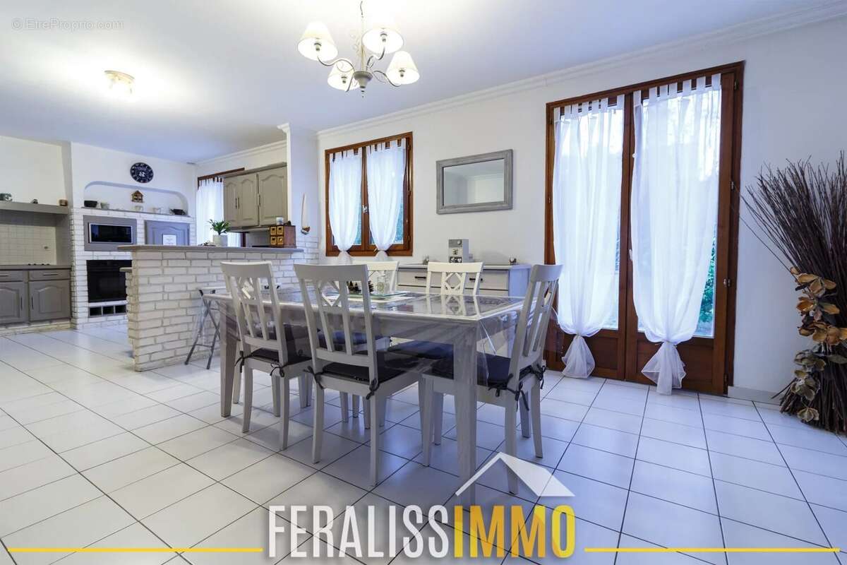 Maison à TESSANCOURT-SUR-AUBETTE