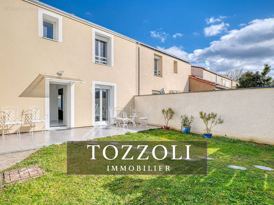 Maison à LA VERPILLIERE