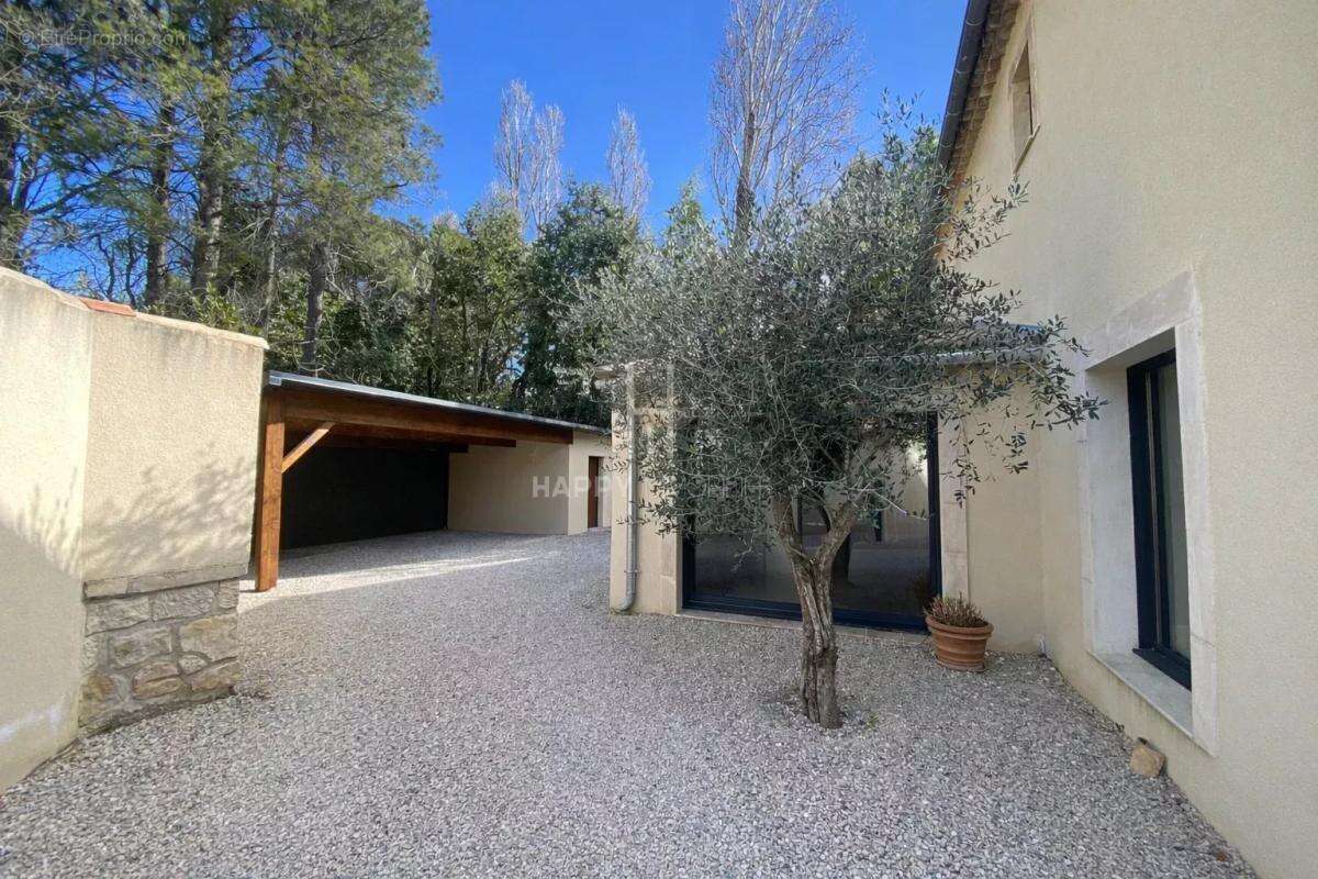 Maison à MAUSSANE-LES-ALPILLES