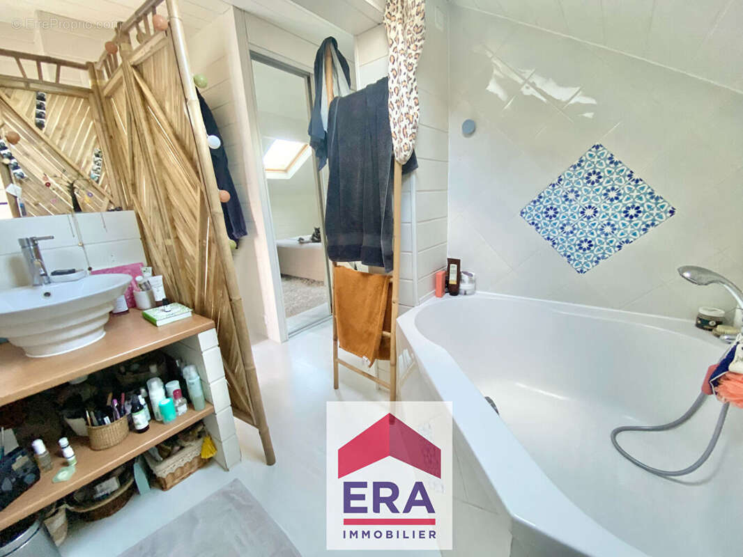 Maison à SARTROUVILLE