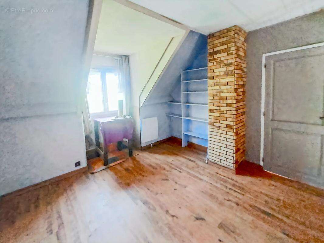 Maison à GIEVRES