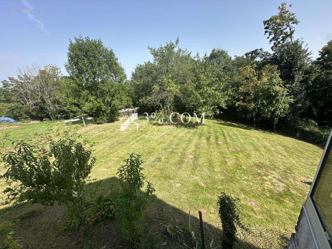 Maison à SAINT-SAUVEUR