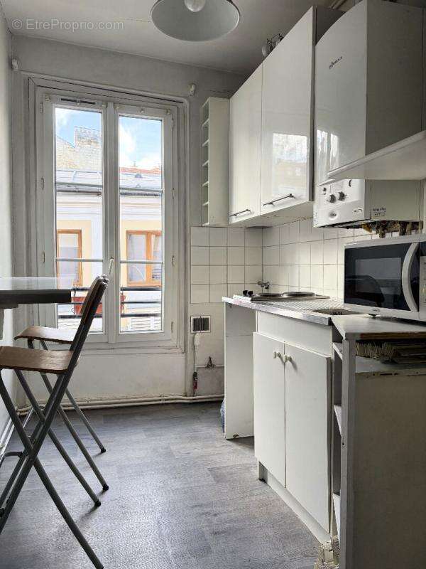 Appartement à PARIS-20E