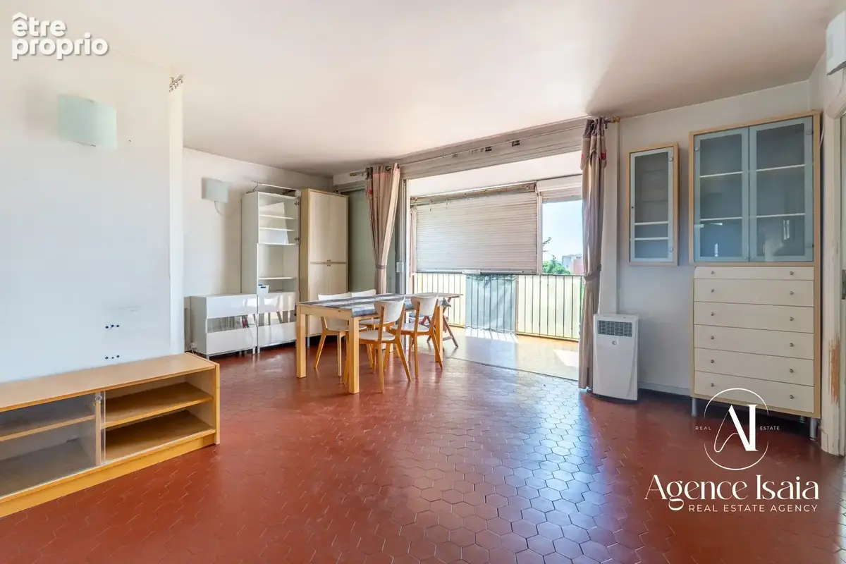 Appartement 4 pièces 64 m² à vendre à Le Lavandou (83980) - photo 2