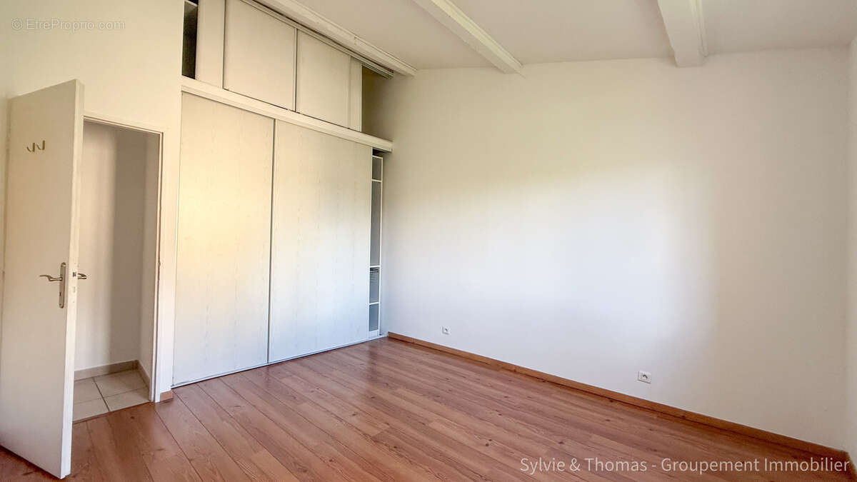 Maison à CADEROUSSE