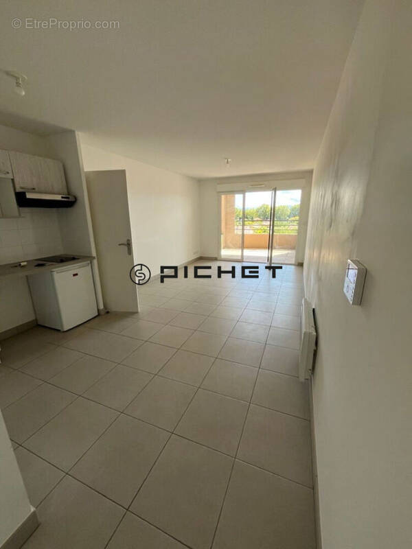 Appartement à LE LUC