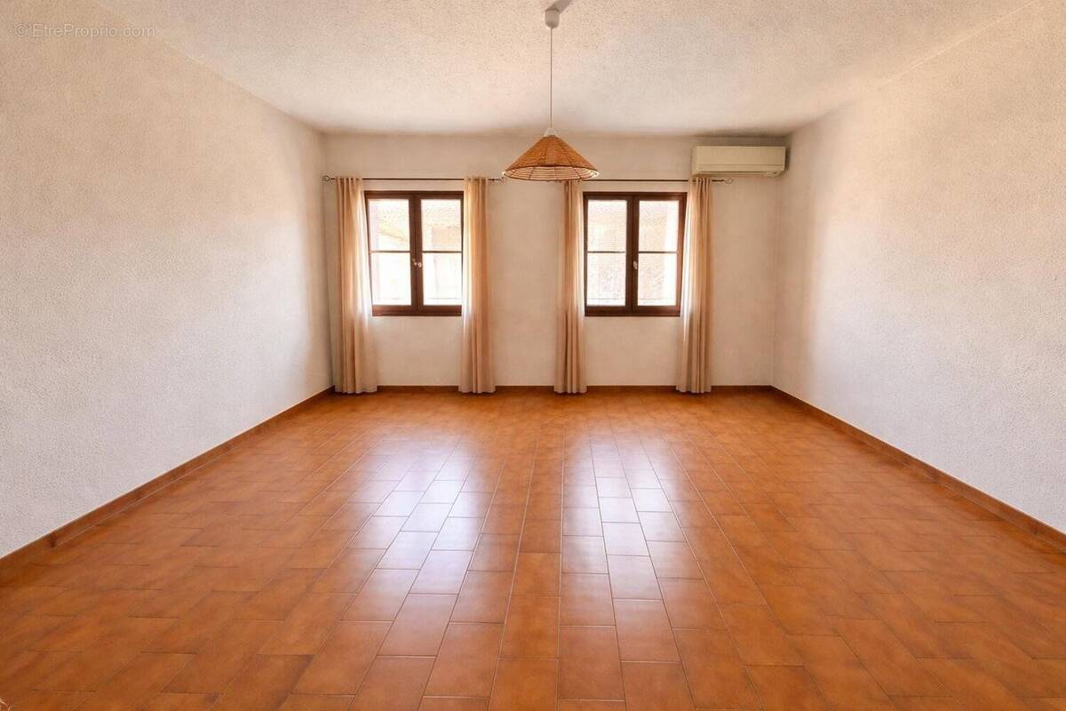 Photo 1 - Appartement à PEZENAS